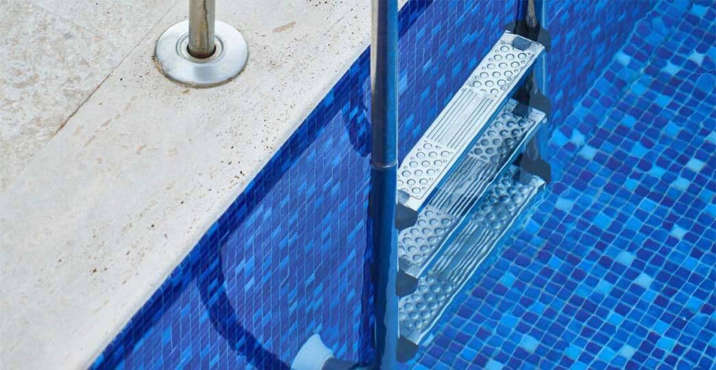 Acessórios para Piscina, Móveis e Decorações